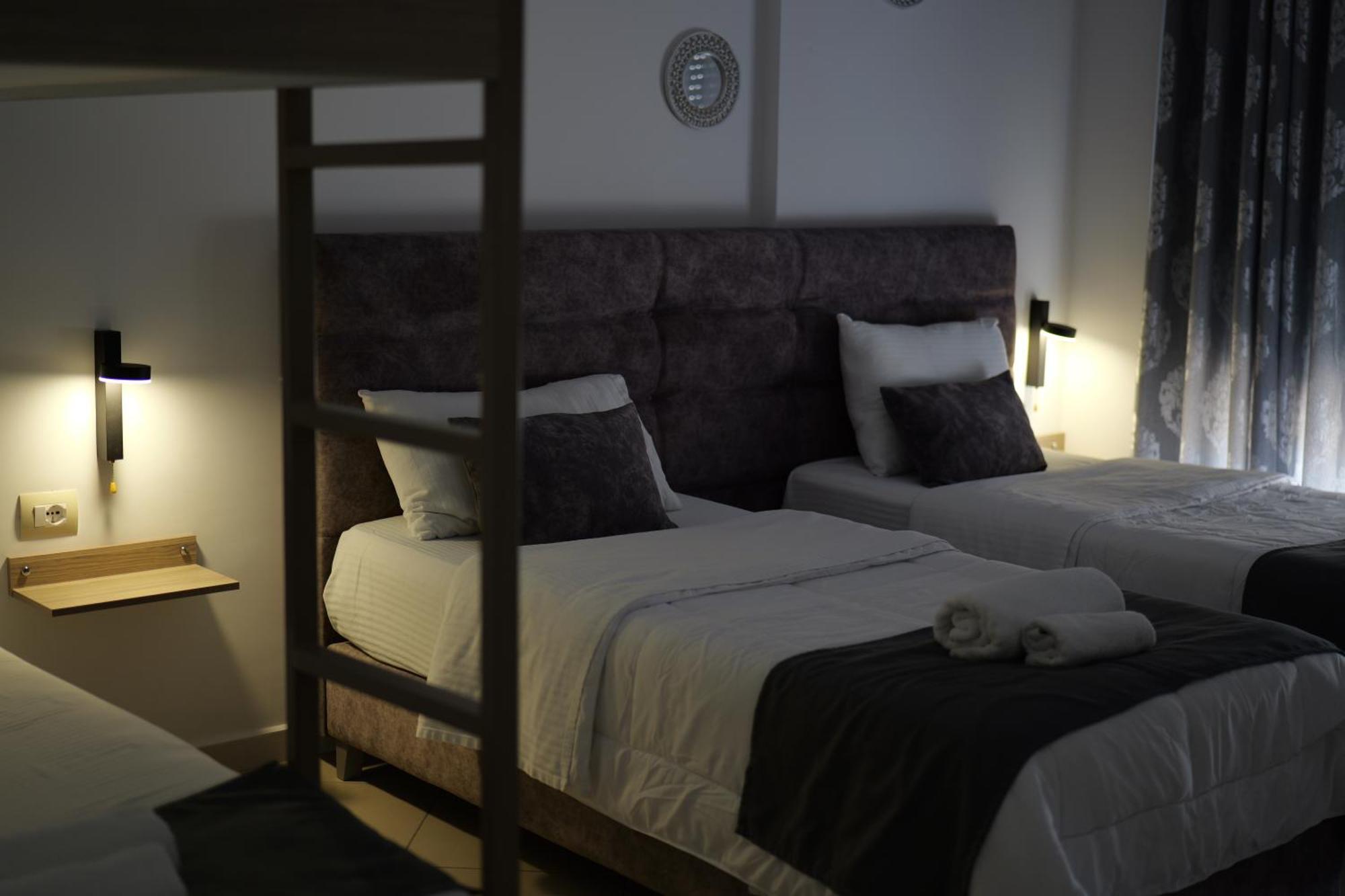 Hotel Abedini Saranda Kültér fotó