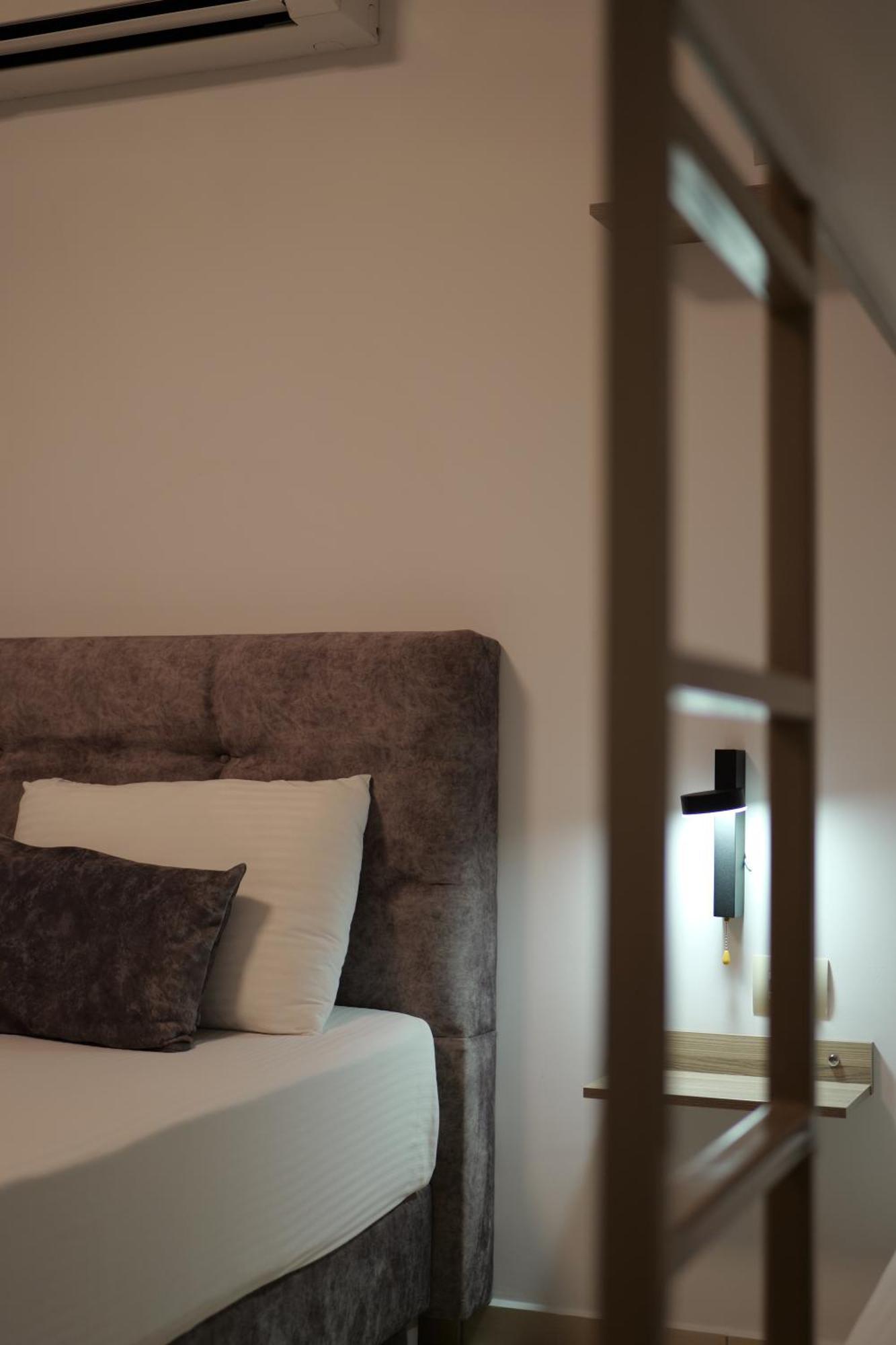 Hotel Abedini Saranda Kültér fotó